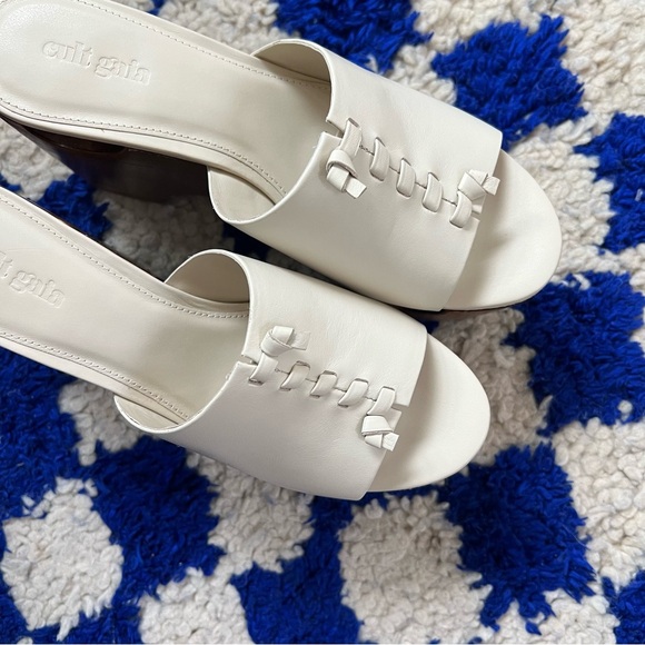 Cult Gaia Shelby Platform Sandal - Picture 3 of 8